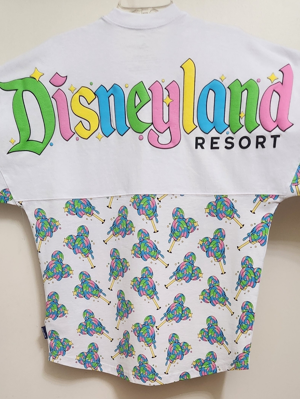 **NEW** Disneyland Eats SMALL Treats Mickey Lollipop Lolipop Spirit Jersey NEW